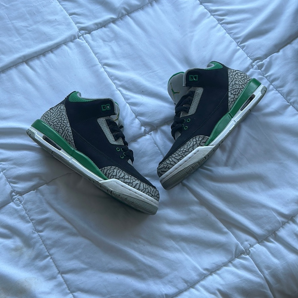 Pine green Jordan 3